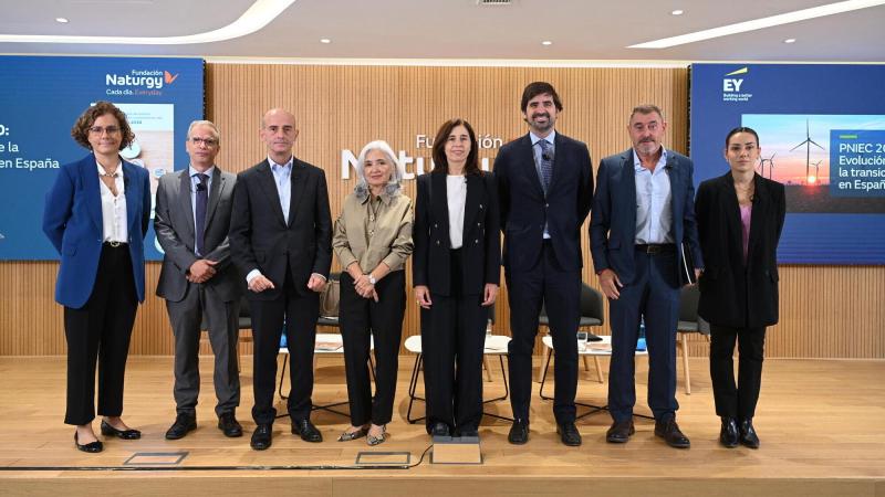Presentación por la Fundación Naturgy del informe 'Análisis del grado de avance y perspectivas de cumplimiento del PNIEC 2023-2030', elaborado por EY. FUNDACIÓN NATURGY