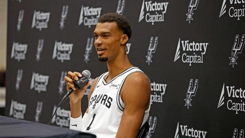 Wemby durante una rueda de prensa| NBA