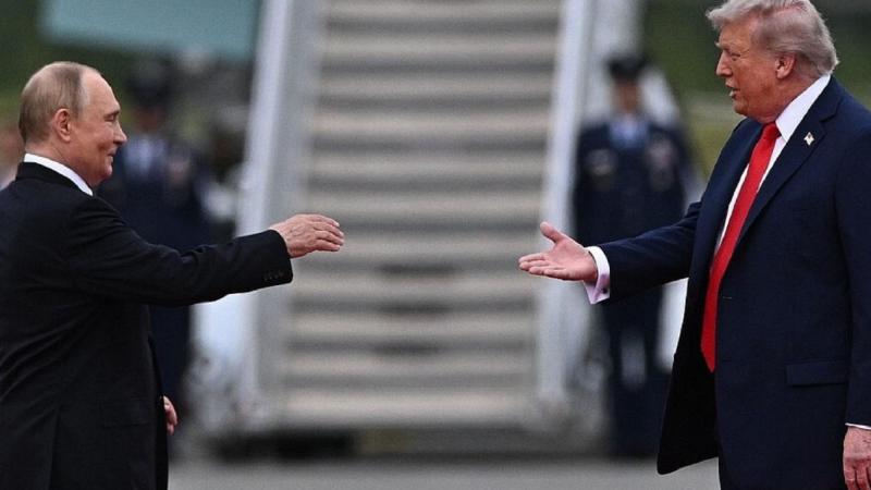 El presidente ruso, Vladimir Putin, y su homólogo estadounidense, Donald Trump. EP