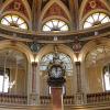 Reloj del Palacio de la Bolsa de Madrid. Europa Press Archivo.