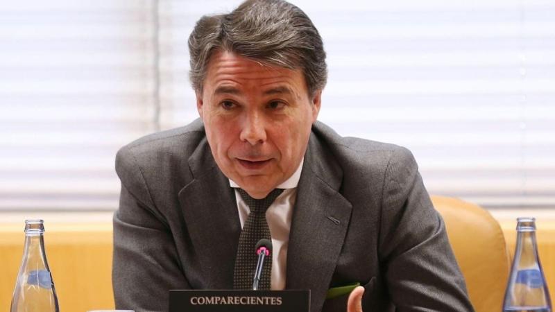 Lezo devuelve a Ignacio González al banquillo por el negocio del golf del Canal de Isabel II. Europa Press.