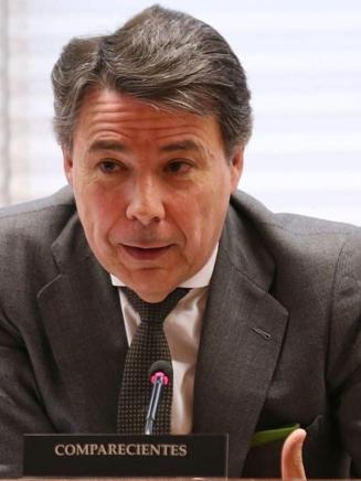 Lezo devuelve a Ignacio González al banquillo por el negocio del golf del Canal de Isabel II. Europa Press.