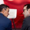 El presidente del Gobierno, Pedro Sánchez, y el vicepresidente primero y ministro de Economía y Comercio, Carlos Cuerpo. EP.