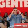 El secretario general del PSOE y presidente del Gobierno, Pedro Sánchez (c), durante un acto de precampaña del PSOE, en La Térmica Cultural de Ponferrada, a 11 de octubre de 2026, en Ponferrada, León, Castilla y León (España). Carlos Castro / Europa Press.