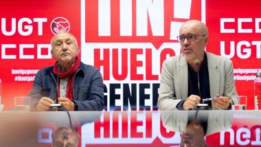 El secretario general de UGT, Pepe Álvarez , y el secretario general de CCOO, Unai Sordo