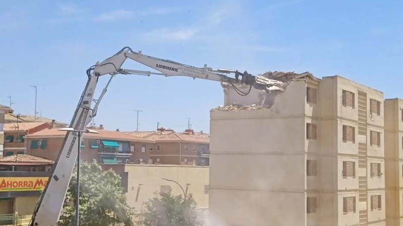 Trabajos de demolición en la Comandancia de la Guardia Civil de Toledo. EP.