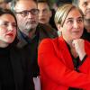 La exministra de Igualdad, Irene Montero (1i) y la exalcaldesa de Barcelona, Ada Colau (1d), durante un homenaje póstumo a la actriz Itziar Castro, en el Restaurante Red Fish, a 13 de diciembre de 2023, en Barcelona, Catalunya (España). Lorena Sopêna / Europa Press