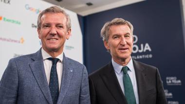 Alfonso Rueda y Alberto Núñez Feijóo en el Foro de La Toja a principios de este mismo mes de octubre (Foto: Europa Press).