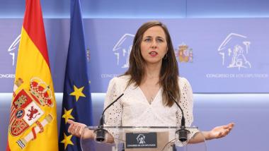 La portavoz de Podemos en el Congreso, Ione Belarra, durante una rueda de prensa, en el Congreso de los Diputados. EP.
