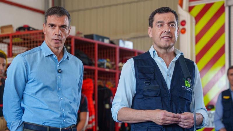 El presidente de la Junta de Andalucía, Moreno Bonilla, junto al presidente del Gobierno, Pedro Sánchez. Imagen archivo / EP