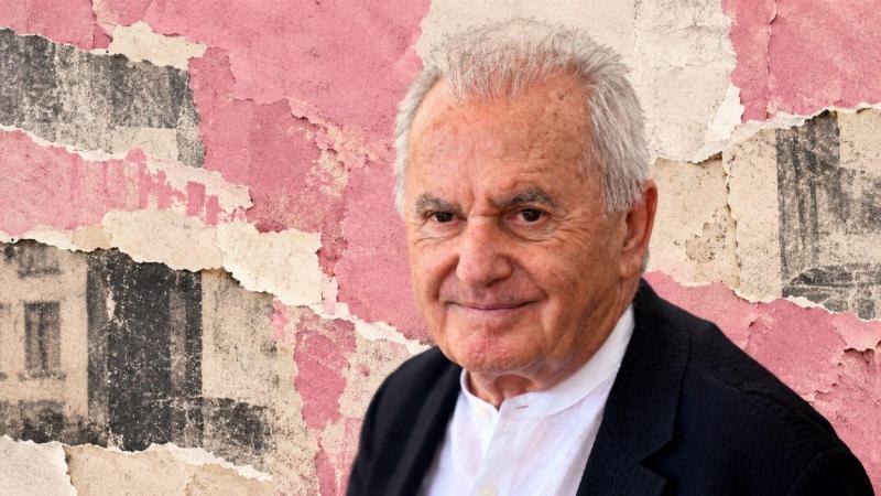 Víctor Manuel recuerda el saqueo falangista a su abuela Se llevaron todo