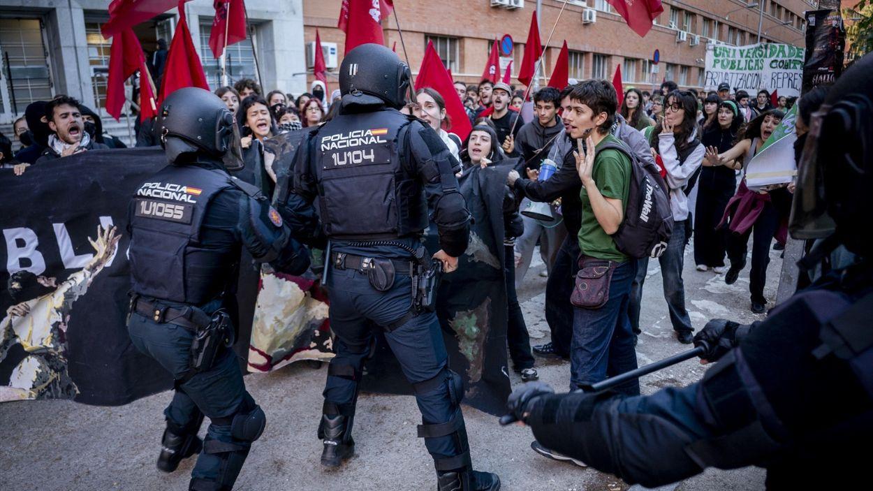 Cargas policiales durante una manifestación en el campus de Ciudad Universitaria, a 14 de octubre de 2026, en Madrid (España) / EP
