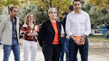 La candidata de Frente Amplio a la Presidencia del Gobierno, Ada Colau, junto al número uno por Madrid, Emilio Delgado. Europa Press.