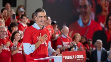 El presidente del Gobierno, Pedro Sánchez, interviene en el acto en Fuenlabrada tras la reunión del Comité Federal. Europa Press.