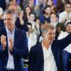 El presidente del Partido Popular, Alberto Núñez Feijóo, el alcalde de Badalona, Xavier García Albiol . EP.