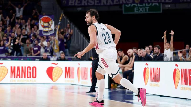 Sergio Llull durante el partido ante el Bilbao Basket, en una jornada en la que el madridista alcanzó los 700 encuentros en ACB y Jassel Pérez anotó 40 puntos con el Girona. Real Madrid.