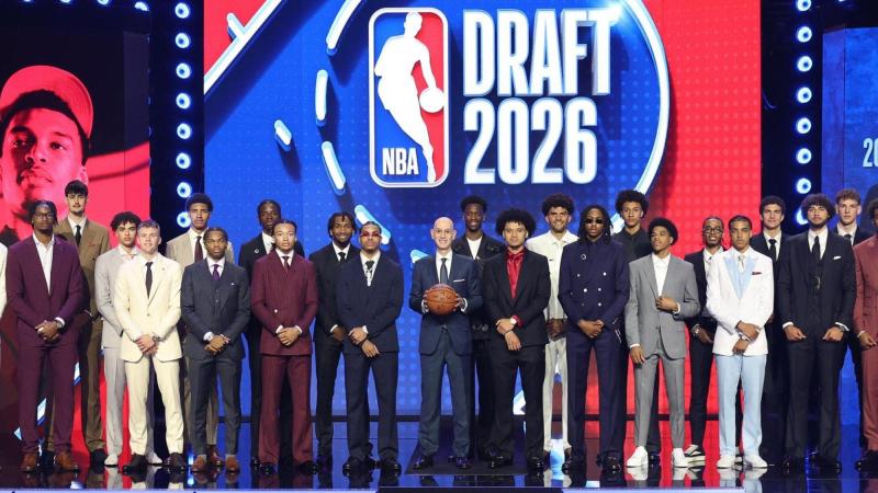 La foto de grupo del Draft 2026. NBA.