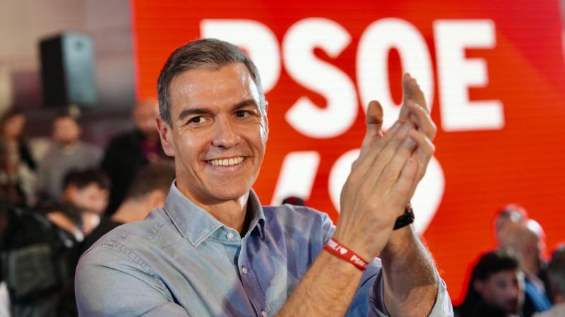 El presidente del Gobierno, Pedro Sánchez, en un acto de precampaña del PSOE en Valladolid. EP