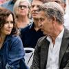 Isabel Díaz Ayuso y Alberto Núñez Feijóo sentados juntos durante un acto