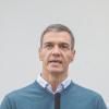 El presidente del Gobierno, Pedro Sánchez, atiende a los medios durante una visita al Puesto de Mando Avanzado por la dana Adam, en Oliva (Valencia). EP.