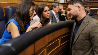 Ione Belarre, Irene Montero y Gabriel Rufián. EP