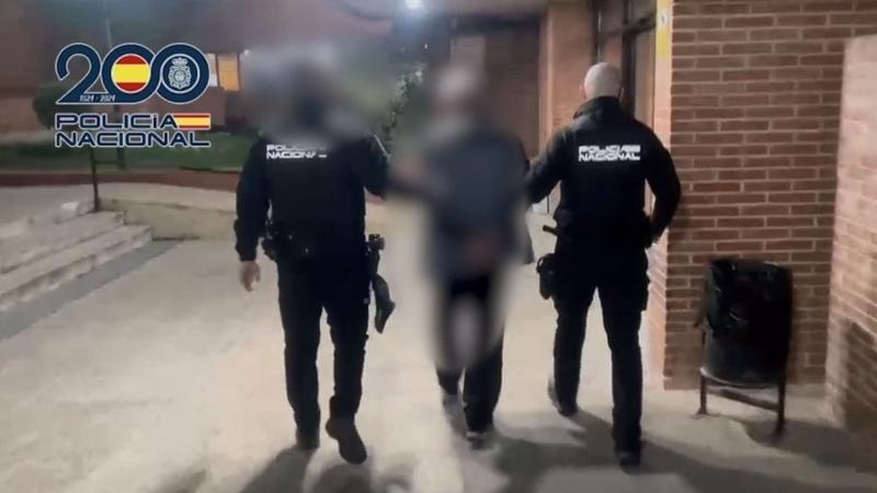 Detenido un hombre por la muerte a puñaladas de una mujer en una urbanización de Carabanchel. POLICÍA NACIONAL