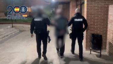 Detenido un hombre por la muerte a puñaladas de una mujer en una urbanización de Carabanchel. POLICÍA NACIONAL
