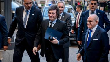 El presidente de la República Argentina, Javier Milei, participa en un desayuno informativo de Fórum Europa, en el Real Casino Gran Círculo de Madrid, a 21 de octubre de 2026, en Madrid (España). A. Pérez Meca / Europa Press.
