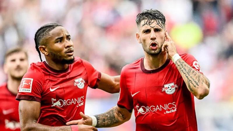 Szoboszlai y Nkunku durante su etapa en el RB Leipzig