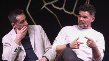 El portavoz adjunto de Más Madrid en la Asamblea y candidato del Frente Amplio en Madrid, Emilio Delgado, y el portavoz de ERC en el Congreso, Gabriel Rufián. Archivo EP