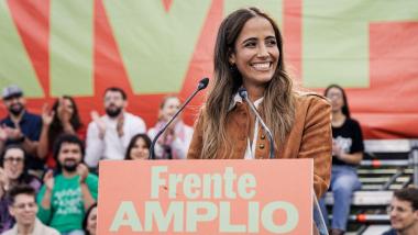 La diputada de Sumar Tesh Sidi durante el acto de presentación de su candidatura a las elecciones generales del 29N, en el Auditorio del Parque Lineal del Manzanares, a 17 de octubre de 2026, en Madrid (España). Carlos Luján / Europa Press.