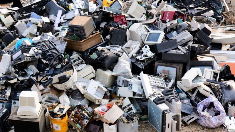 España recoge 9,3 kilos de basura electrónica por habitante al año