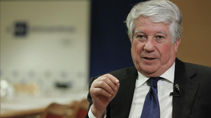 Arturo Fernández pide “explicaciones”, en vez de darlas, por el embolado de las tarjetas ‘black’
