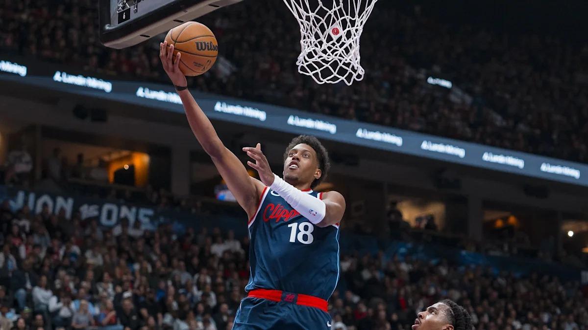 Baba Miller durante su estreno en la NBA| NBA
