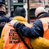 Militantes del Sindicato de Inquilinas durante el desahucio de Mariano. EPArchivo.