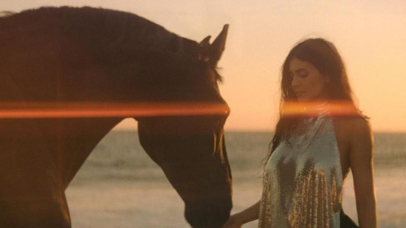 KylieJennerxStellaMcCartney 1 231026 KylieJennerxStellaMcCartney 1 231026