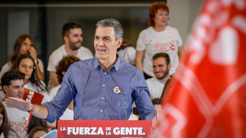 El presidente del Gobierno, Pedro Sánchez, interviene durante un acto de precampaña del PSOE, en Fórum Evolución, a 21 de octubre de 2026, en Burgos. EP.