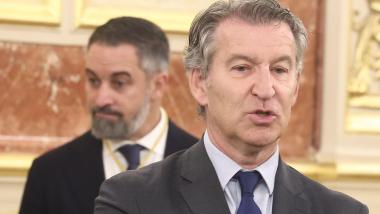 El presidente de Vox, Santiago Abascal, y el presidente del PP, Alberto Núñez Feijóo. EP.