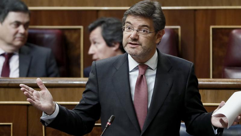 El ministro de Justicia, Rafael Catalá, durante su intervención en la sesión de control al Gobierno en el Congreso de los diputados, hoy en Madrid.