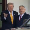 Donald Trump junto a Viktor Orbán