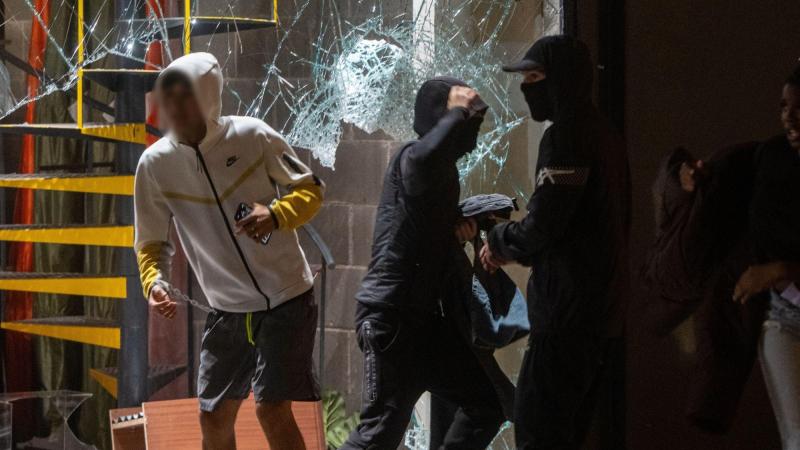 Disturbios en el centro de la ciudad, a 24 de octubre de 2026, en Barcelona. EP