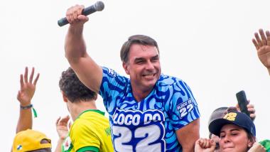 Flavio Bolsonaro, ultraderechista derrotado por Lula, en los últimos días de campaña. EP.