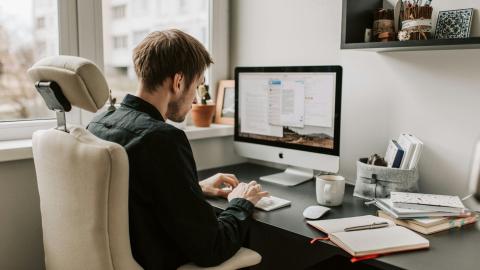 Una de cada tres empresas españolas ya usa inteligencia artificial, pero hay desigualdades