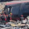 Agentes de la Unidad Militar de Emergencias (UME) trabajan en el lugar del accidente, a 28 de octubre de 2026, en Urda. EP.