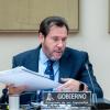 El ministro de Transportes, Óscar Puente, en la comisión del Congreso. Archivo EP