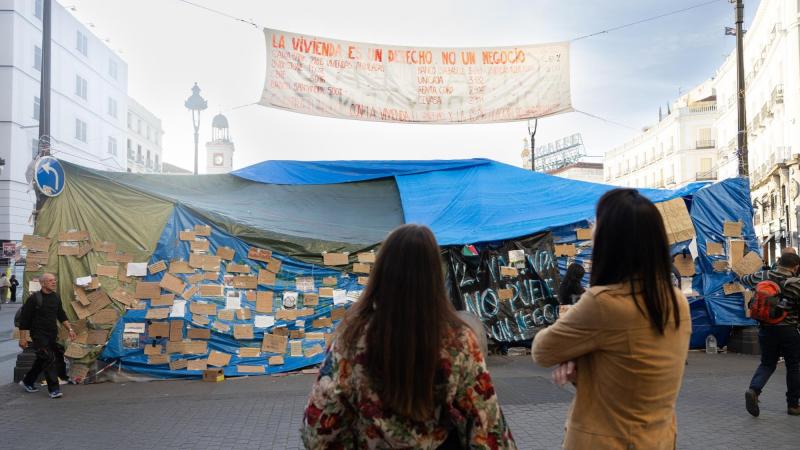 Estado de la acampada en la Puerta del Sol de Madrid por el derecho a la vivienda, a 29 de octubre de 2026. EP.