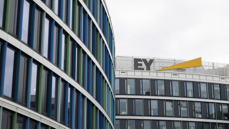 Un socio de EY pone a prueba si los canales éticos de las Big Four funcionan contra sus propios dueños