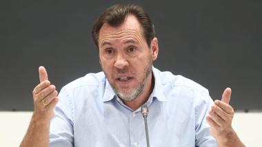 El ministro de Transportes y Movilidad Sostenible, Óscar Puente, durante la comparecencia de este viernes. EP.