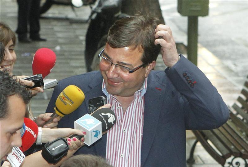 Fernández Vara no ve a Rubalcaba como líder en los próximos díez años