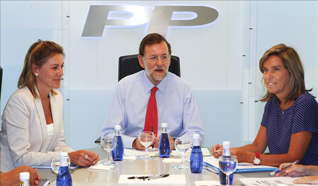 'ABC' anuncia tormenta: "Rajoy renovará el PP en otoño" 